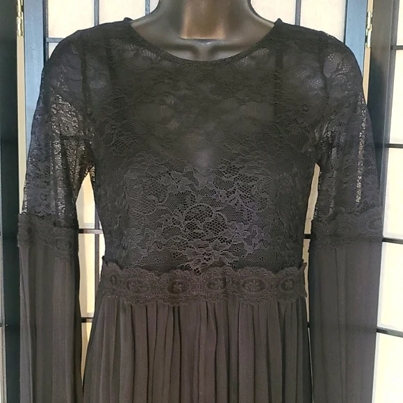 ivory lace sleeves for wedding dress Lace Wedding Dress With Sleeve,Nude lining Ivory Lace Bridal Dress,WD00874, US24W / Champagne